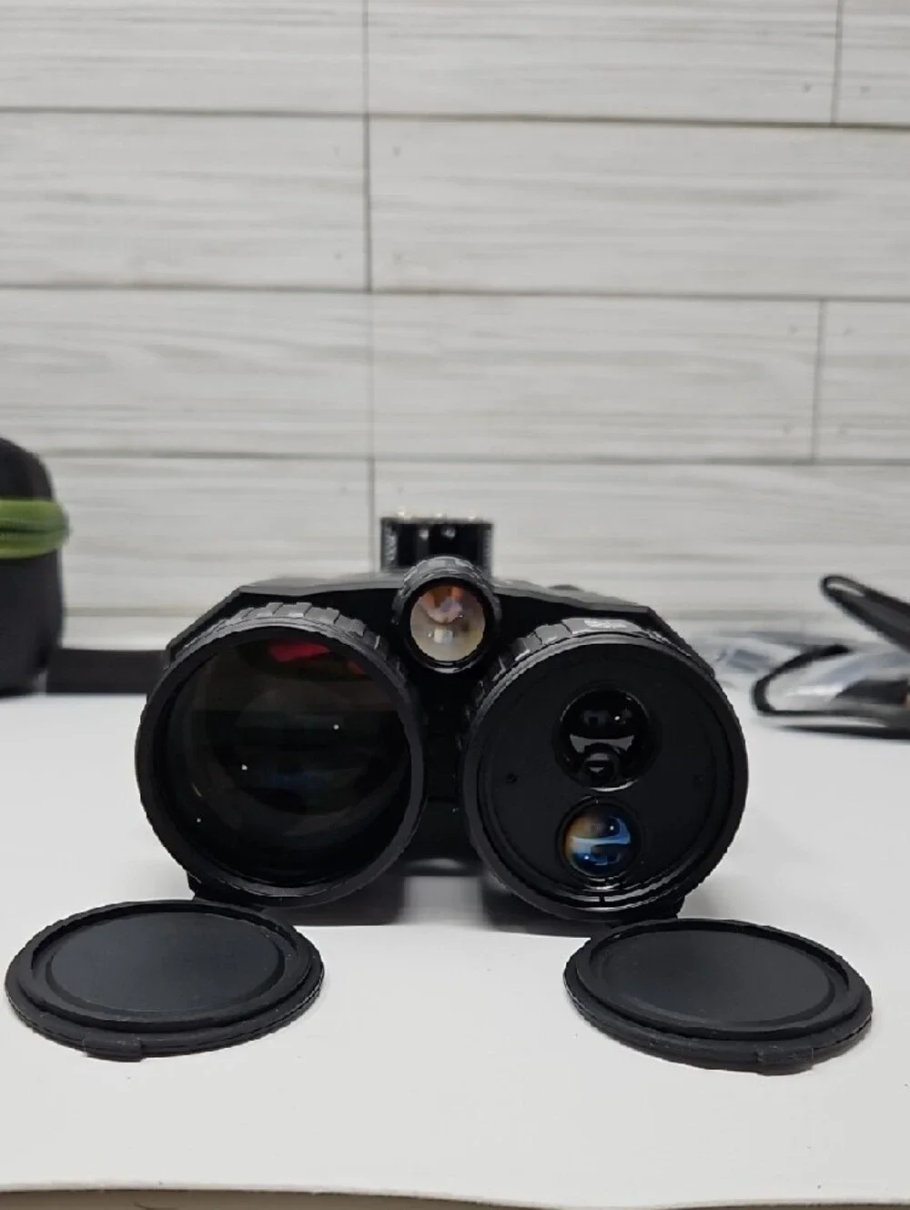 LUNA OPTICS QUANTUM Digital Day/Night Binoculars with Laser Rangefinder